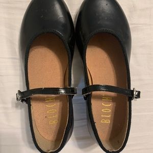 Tap shoes
